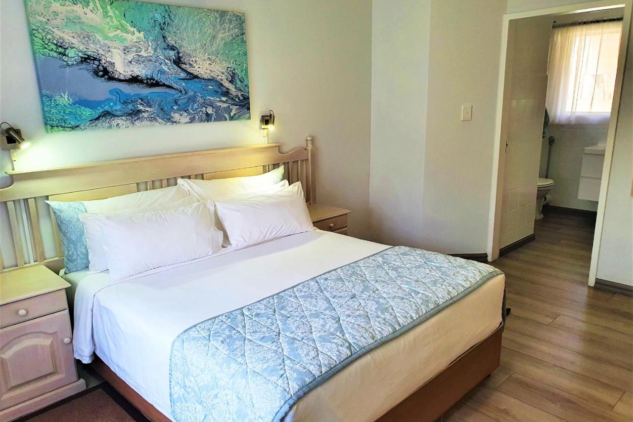 First Group La Rochelle Apartment St Lucia Bagian luar foto